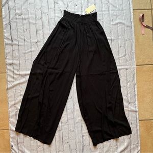 Ramy Brook CoverUp ATHENA PANT Beach Swim Pants Black Small
Brand new w tags